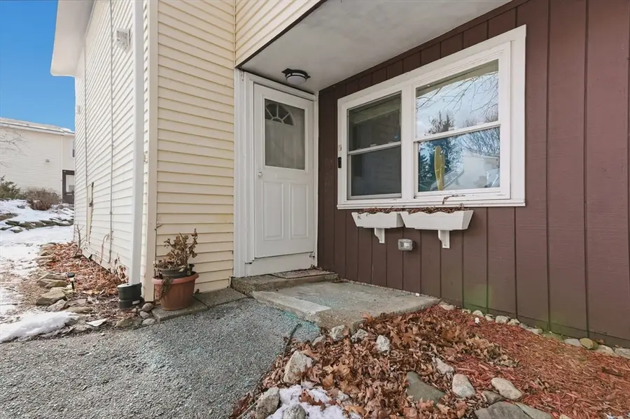 6 Adams Court #6, Amesbury, MA 01913 - Image #2