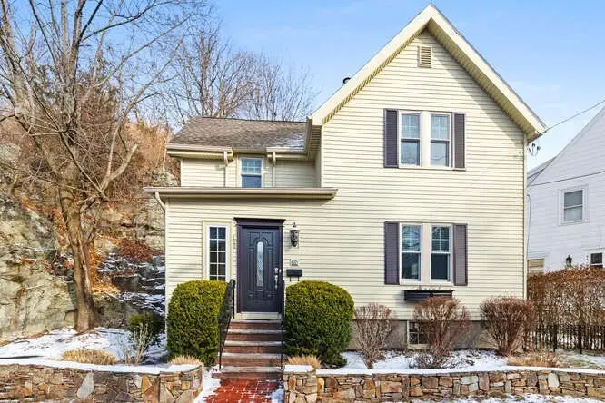 15 Maple St, Melrose, MA 02176 - Image #1