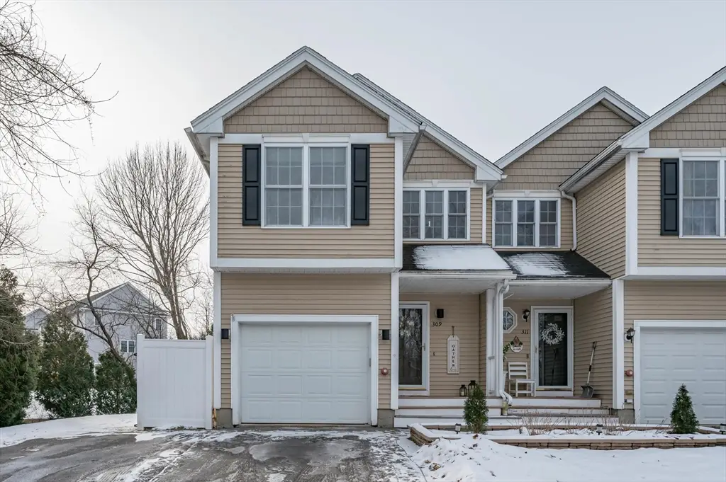 309 Farrwood #309, Haverhill, MA 01835 - Image #1