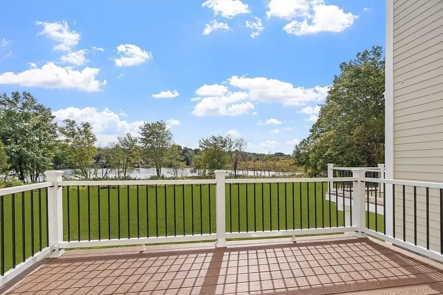 206 W Main St #9, Georgetown, MA 01833 - Image #3