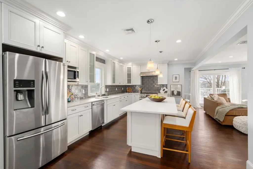 20 Manthorne Rd #2, Boston, MA 02132 - Image #1