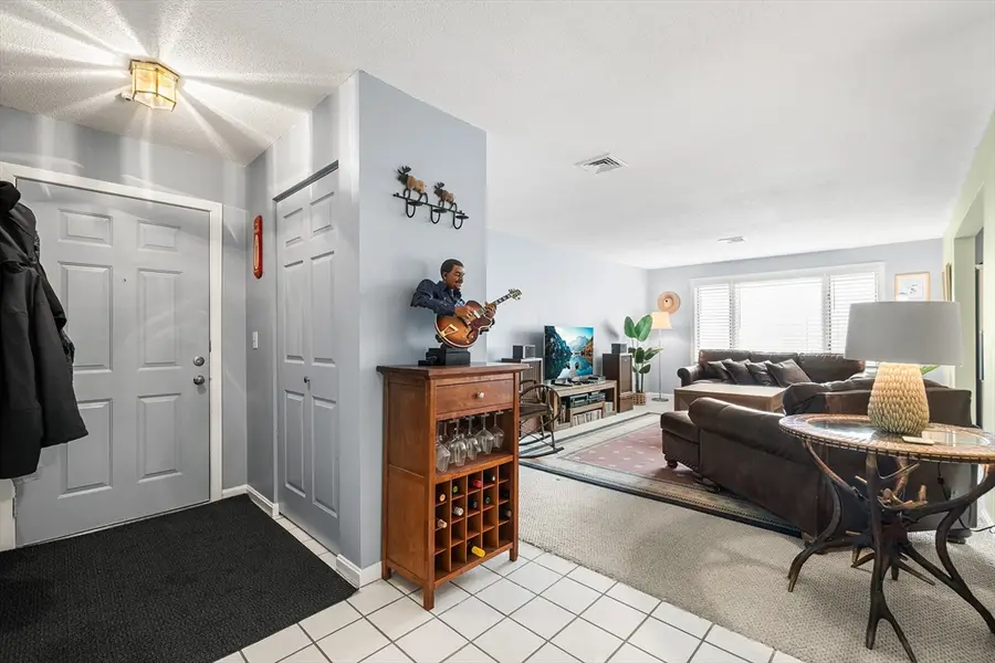 700 Shore Dr #810, Fall River, MA 02721 - Image #2