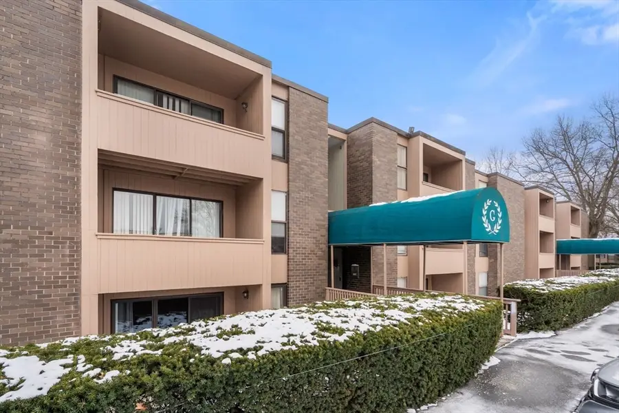 24 Shrewsbury Green Dr #J, Shrewsbury, MA 01545 - Image #2