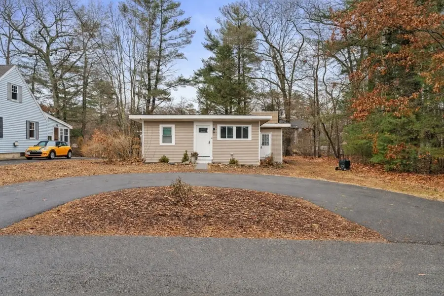 73 Laurie Ave, Abington, MA 02351 - Image #2