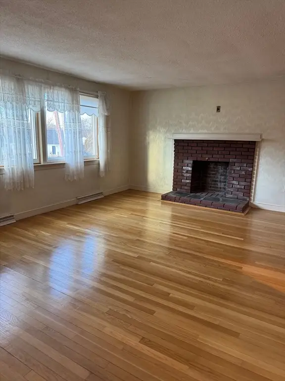 454 Lexington St, Woburn, MA 01801 - Image #2