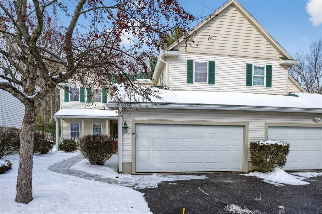 19 Village Cir #19, Milford, MA 01757 - Image #1