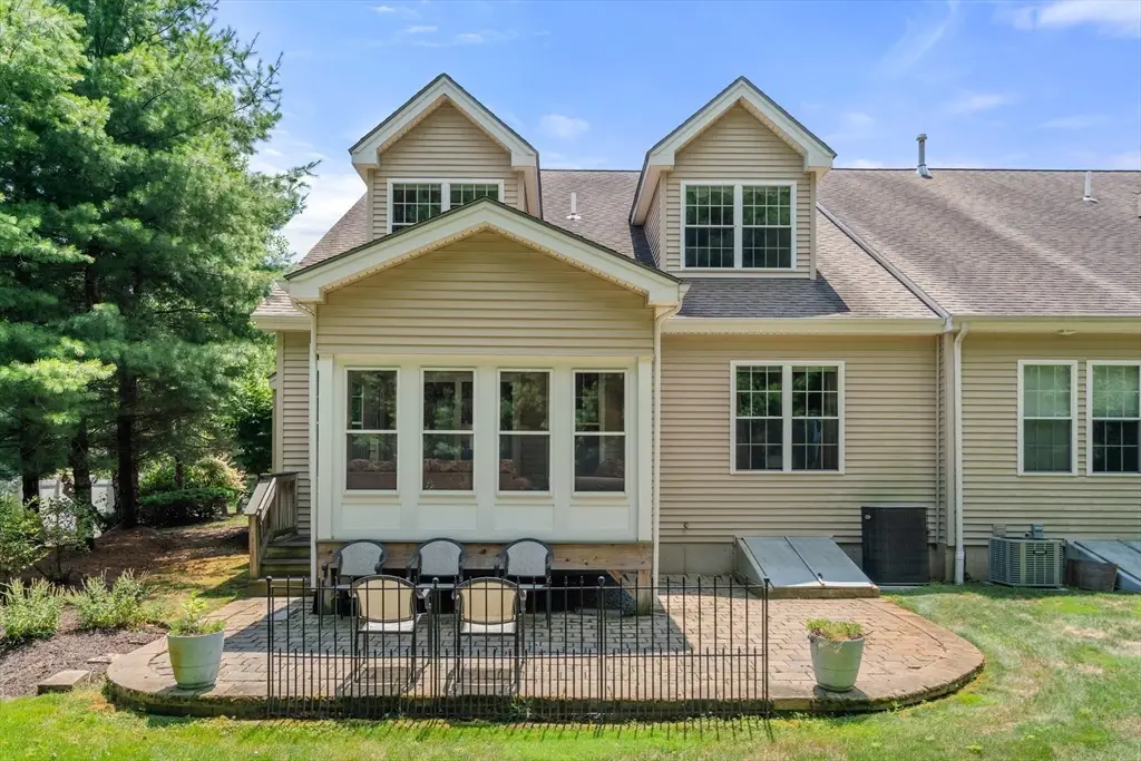 26 Stonebridge Dr #26, Hanson, MA 02341 - Image #1