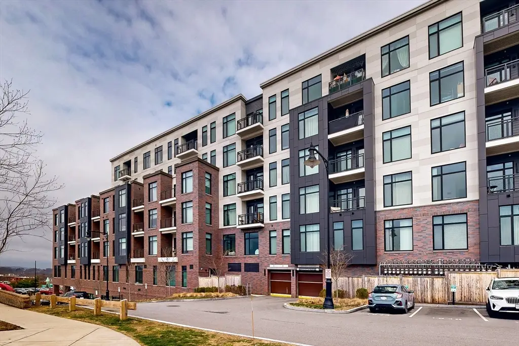 191 Washington #720, Boston, MA 02135 - Image #1