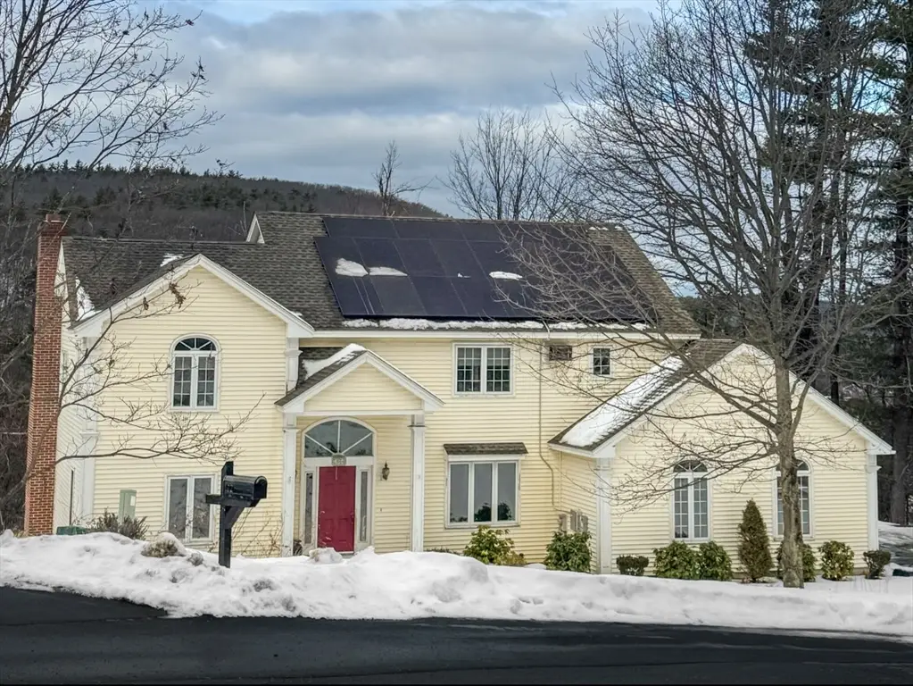 204 Old Farm Rd, Leominster, MA 01453 - Image #1