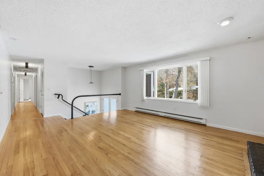 203 Green Hill Rd, Longmeadow, MA 01106 - Image #3