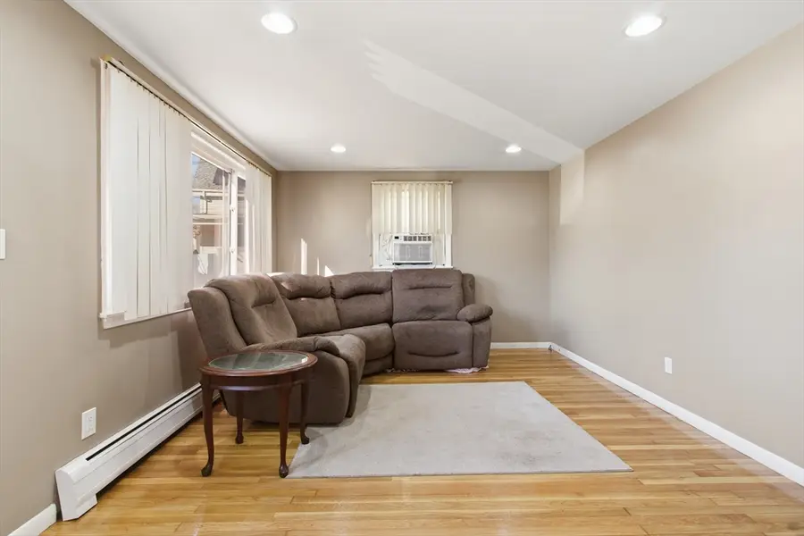 31 Sprague St, Brockton, MA 02302 - Image #2