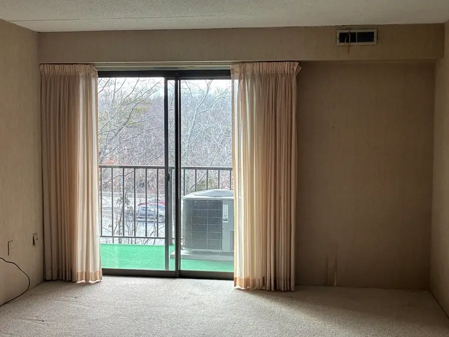 146 Marble St. #408, Stoneham, MA 02180 - Image #3