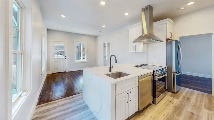 24 Alfred St, Everett, MA 02149 - Image #2