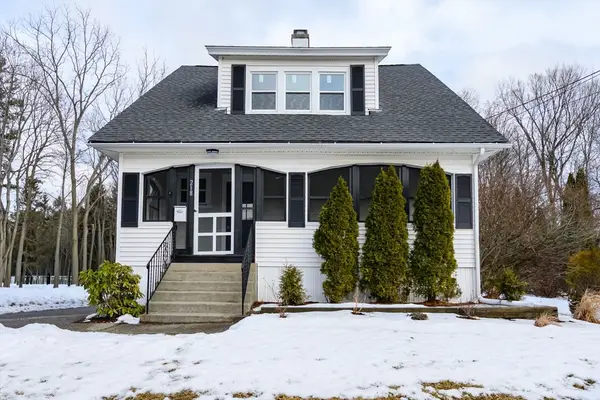 218 Holden St, Worcester, MA 01606