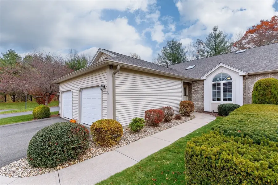 117 Pine Grove Dr #117, South Hadley, MA 01075 - Image #2
