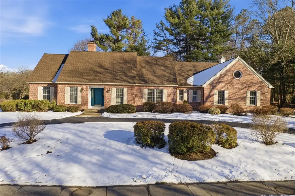 53 Ashford Rd, Longmeadow, MA 01106 - Image #1