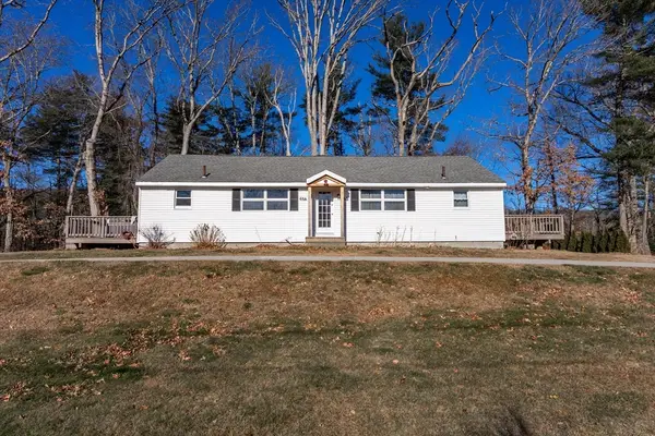 65 Depot Rd #A, Oxford, MA 01540