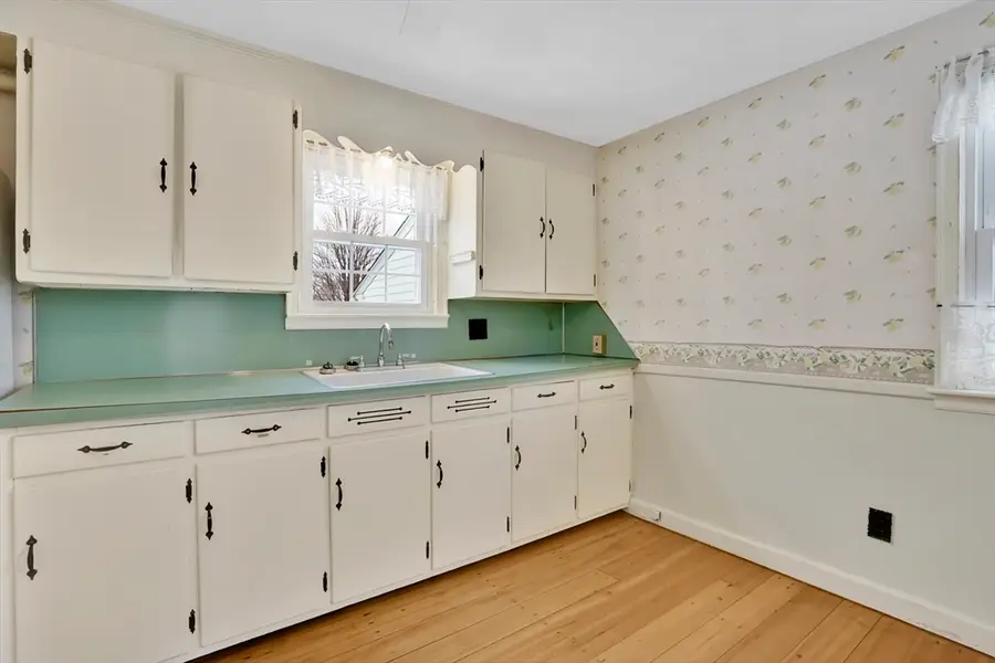 56 Pennsylvania Avenue, Springfield, MA 01118 - Image #2