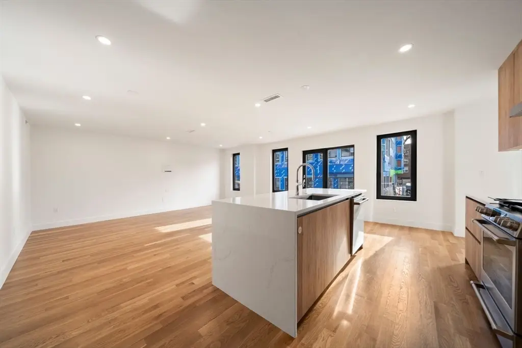 6 Devine Way #1, Boston, MA 02127 - Image #1