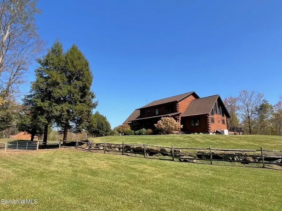 1020 Cascade Street, Pittsfield, MA 01201 - Image #3