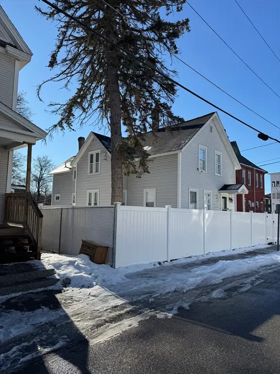 92 Maverick St, Fitchburg, MA 01420 - Image #2
