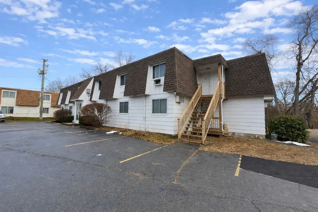 8 New Plainville Rd, New Bedford, MA 02745 - Image #1