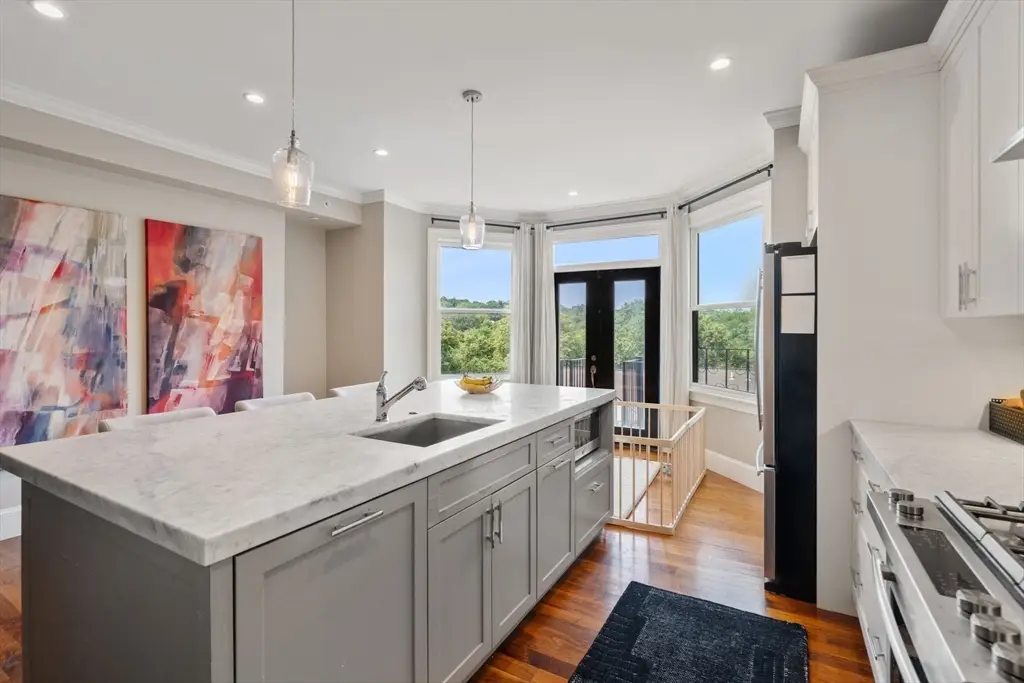 324 Tappan #2, Brookline, MA 02445 - Image #1