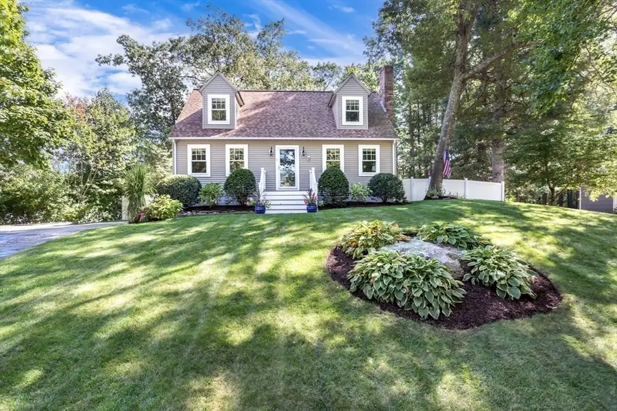 7 Glenwood Road, Franklin, MA 02038 - Image #2