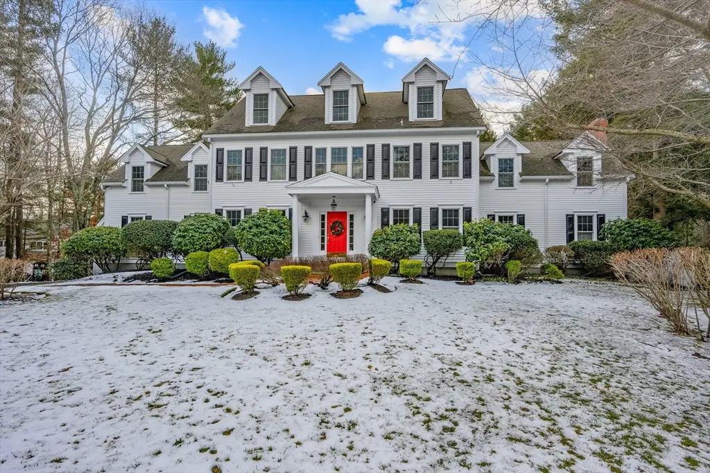 50 Village Ln, Hanover, MA 02339 - Image #1
