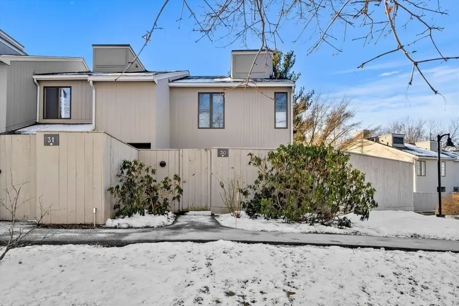 30 Mill Pond #30, North Andover, MA 01845 - Image #2