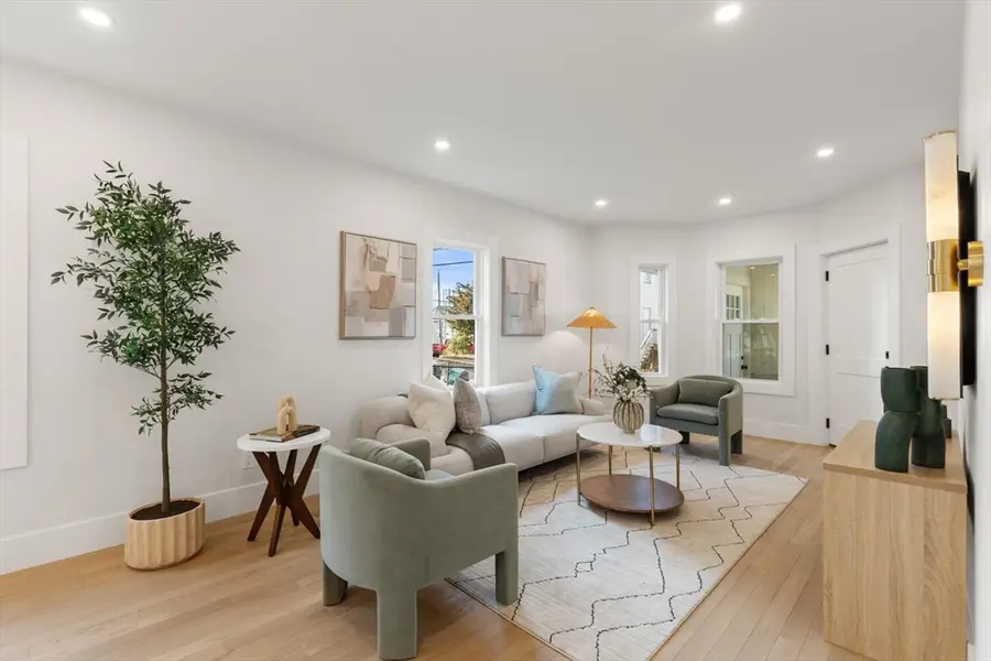 7 Bennett St #1, Medford, MA 02155 - Image #3