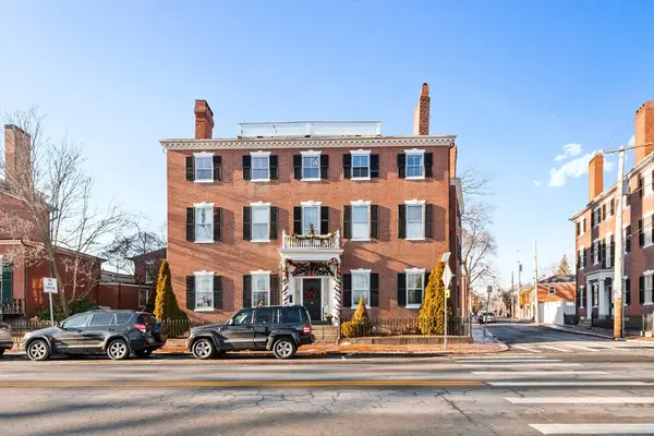 31 Washington Sq North #3, Salem, MA 01970