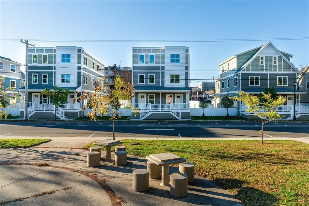 199 Clemente St., Holyoke, MA 01040 - Image #1