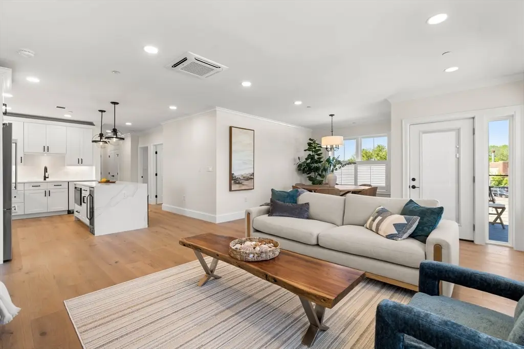 16 Franklin Street #1303, Salem, MA 01970 - Image #1