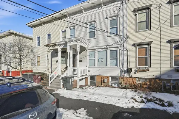 13 Green Ave, Westfield, MA 01085