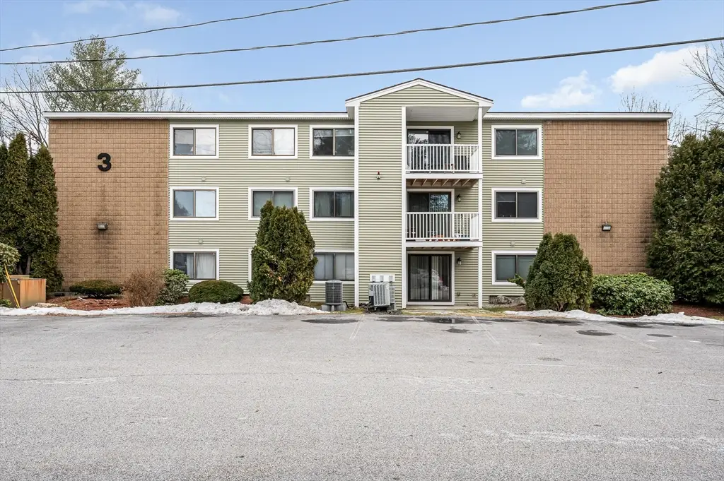 3 Bridgeview Cir #45, Tyngsborough, MA 01879 - Image #1