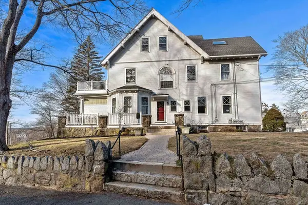 28 Columbus Ave #3, Beverly, MA 01915