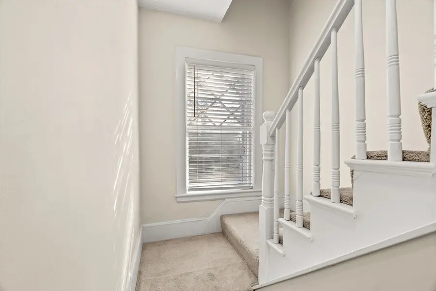 28 Columbus Ave #3, Beverly, MA 01915 - Image #2