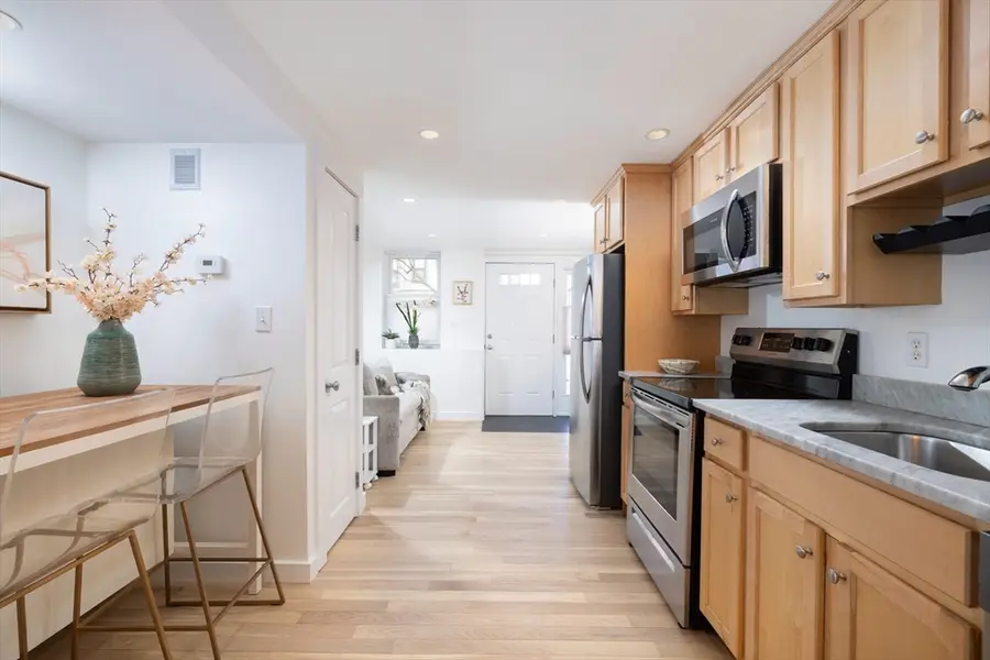 15 University Rd #C, Brookline, MA 02445 - Image #2