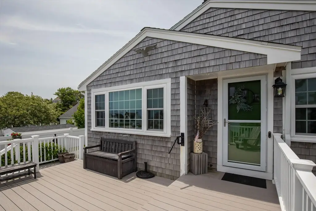 91 John Alden Rd, Plymouth, MA 02360 - Image #1