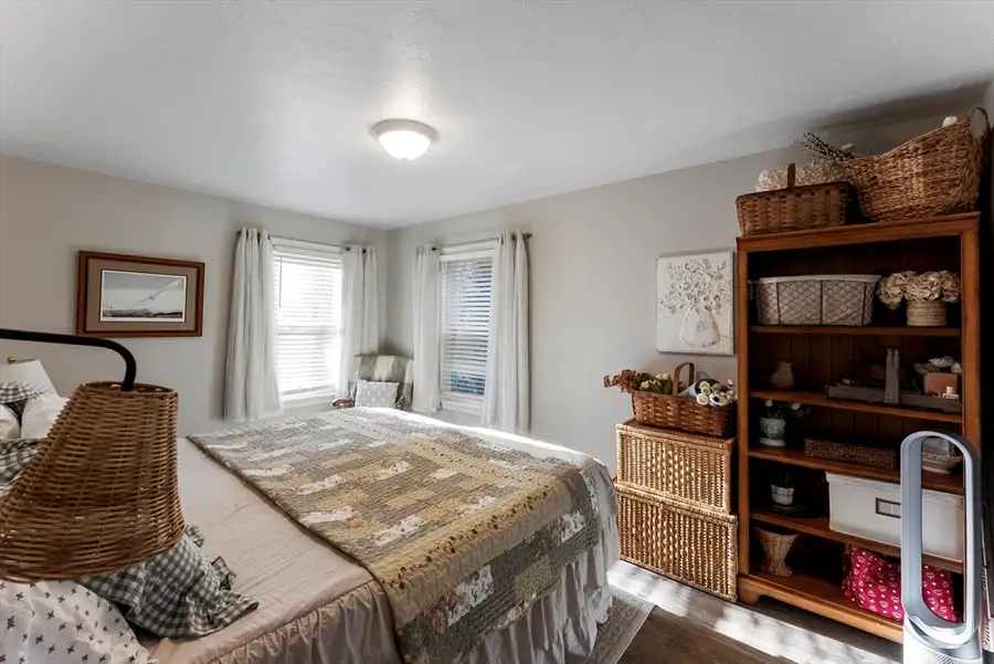 8 Peck Ave, Plymouth, MA 02360 - Image #3