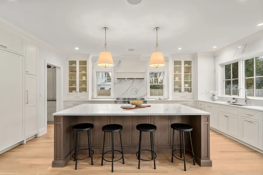 71 Fairbanks Avenue, Wellesley, MA 02481 - Image #3