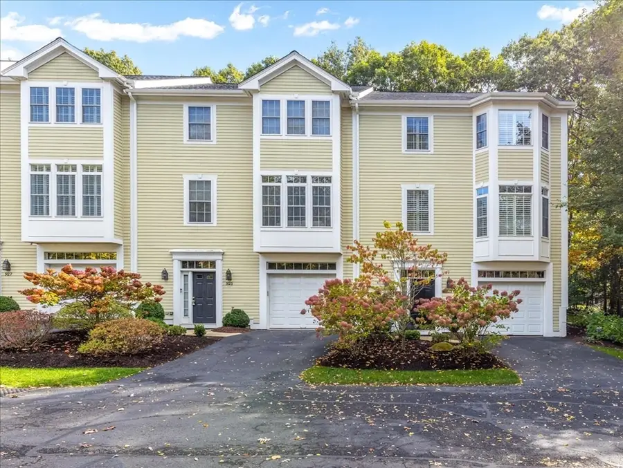 923 Lagrange St #923, Boston, MA 02132 - Image #3