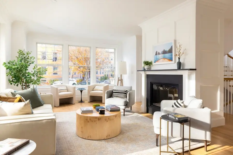 85 Naples Rd, Brookline, MA 02446 - Image #3