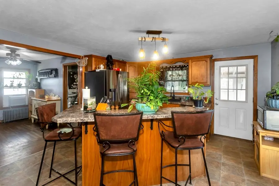 11 Park Ave, Monson, MA 01057 - Image #3