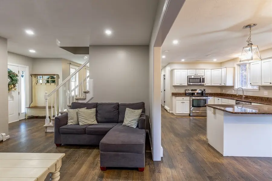 24 Noreast Ln, Plymouth, MA 02360 - Image #3