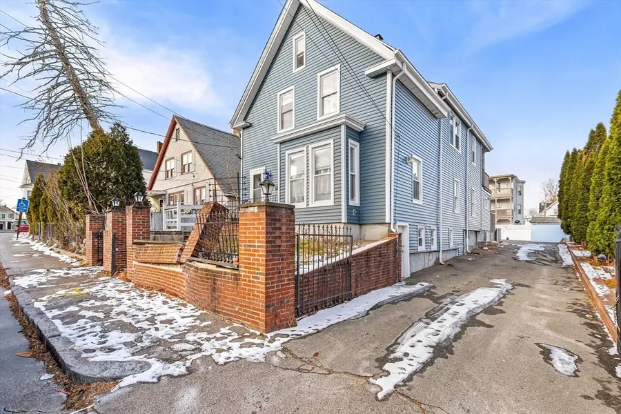 97 Huntington St, Brockton, MA 02301 - Image #2