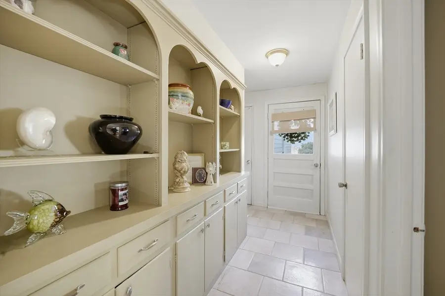 15 Hyde Ave, Chicopee, MA 01020 - Image #3