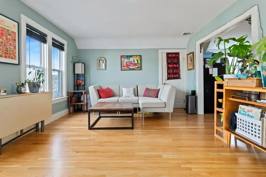 29 Ocean Ave #4, Salem, MA 01970 - Image #3