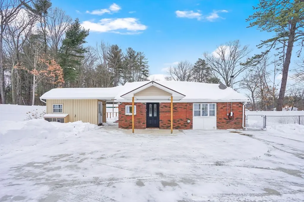 288 Buck Pond Rd, Westfield, MA 01085 - #1